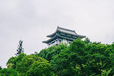 听声辨位做出抉择 音频互动游戏《黑暗计划》发售